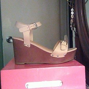 Women's platform sandals